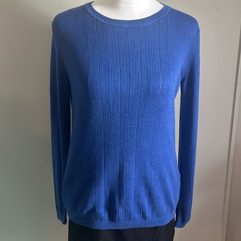 Banana Republic Lightweight Pointelle Crewneck Blue Brushed Cotton Blend Sweater